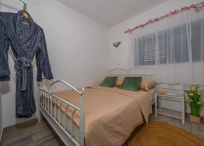 In 43076 Villa