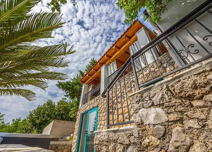In 43076 Villa Jadranovo