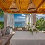 Villa In 43076