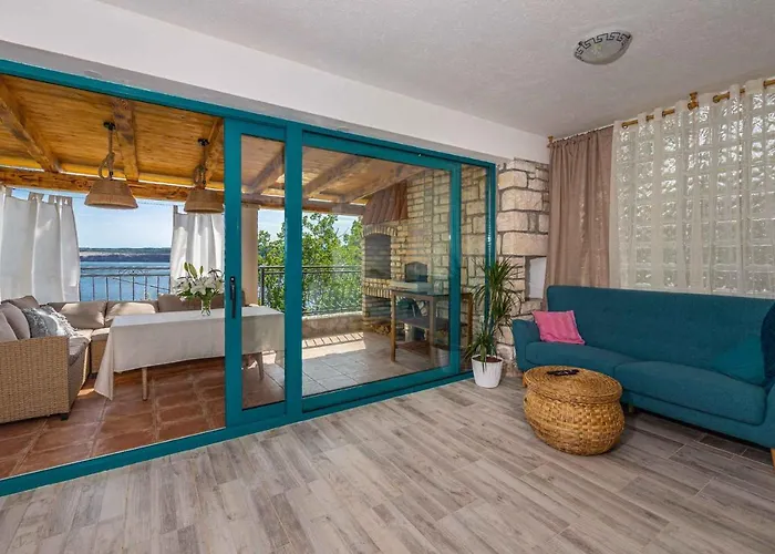Villa In 43076
